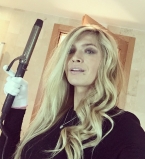 Вера Брежнева: как сделать концертную прическу