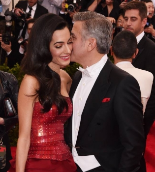 Джордж Клуни: &quot;Я не могу прожить без Амаль даже неделю!&quot;