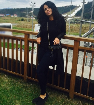 Настя Каменских похудела