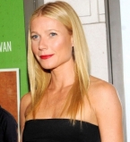 Гвинет Пэлтроу впервые показала свою 11-летнюю дочь