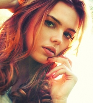 Сияющие волосы надолго после окрашивания - реальность