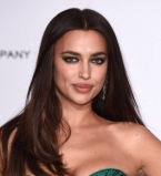 Канны-2015: фееричное появление Ирины Шейк вызвало небывалый восторг