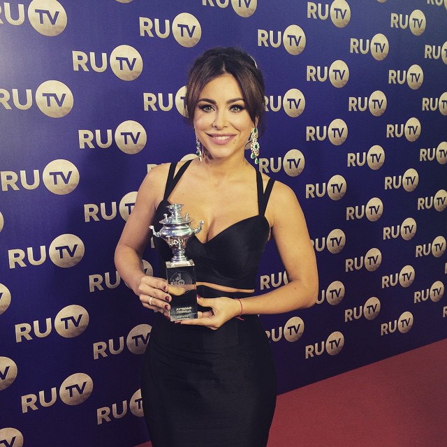 Ани Лорак - певица года по версии RU.TV 2015