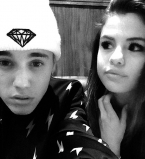 СМИ: Селена Гомес и Джастин Бибер снова вместе