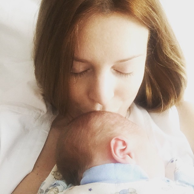 Наталья Подольская опубликовала первое фото новорожденного сына