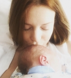 Наталья Подольская опубликовала первое фото новорожденного сына