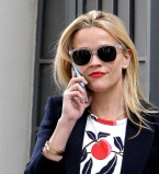 Риз Уизерспун демонстрирует идеальный стиль в Лос-Анджелесе