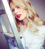 Ольга Фреймут в новой фотосессии