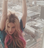 Бейносе, Майли Сайрус, Ники Минаж снялись в новом клипе Мадонны