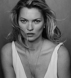 Фотофакт: красотка Кейт Мосс заметно постарела