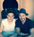 Настоящие мужчины: Дэвид и Бруклин Бекхэм боксируют в спортзале