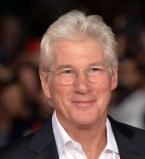 65-летний Ричард Гир закрутил роман с молодой испанкой