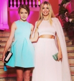 Вера Брежнева и ее старшая дочь Соня