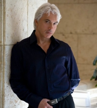 Российскому оперному певцу Дмитрию Хворостовскому диагностировали опухоль мозга