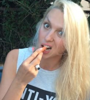 Олю Полякову ограбили в Риме