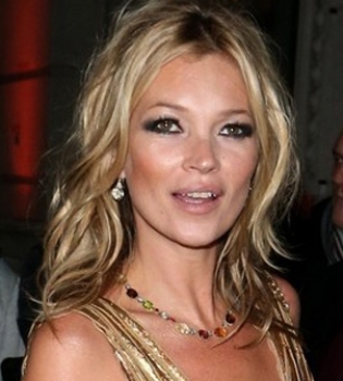 Кейт Мосс в кампании  Balensiaga