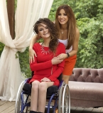 Ани Лорак приняла участие в  благотворительном проекте "Несломленные"