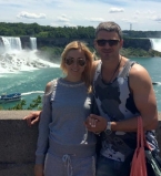 Тоня Матвиенко и Арсен Мирзоян полюбовались Ниагарским водопадом