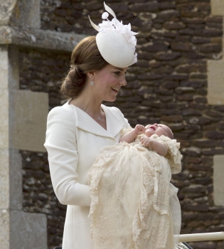 Кейт Миддлтон и принц Уильям крестили дочь