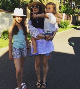 Маша Ефросинина показала подросшую племянницу