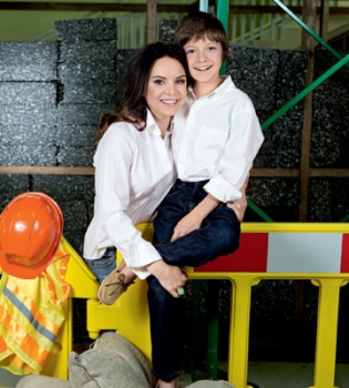 Лилия Подкопаева с сыном Вадимом