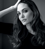 Анджелина Джоли с дочерью посетили семью сирийских беженцев