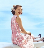 Нежный цветок: элегантная Натали Портман блистает на обложке Harper&#039;s Bazaar