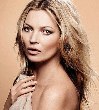 Кейт Мосс обнажилась для фотосессии бренда Rimmel