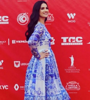 Маша Ефросинина купила шикарное платье Dolce&amp;Gabbana за 75 тыс. грн