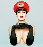 Даша Астафьева снялась топлес