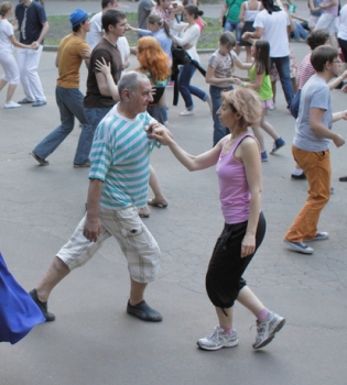 Дни латиноамериканской культуры на Арт-Пикнике: изучение испанского, уроки танцев и встречи с путешественниками