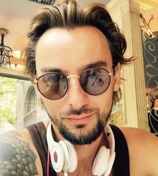 Алан Бадоев отдыхает с детьми в Италии