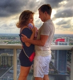 Яна Соломко с мужем и ребенком