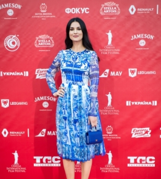 Одесса, море, кино и шампанское