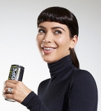 Ким Кардашьян примерила образ Одри Хепберн в новой рекламе