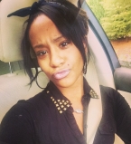 Смерть дочери Уитни Хьюстон стала причиной ссор в звездном семействе