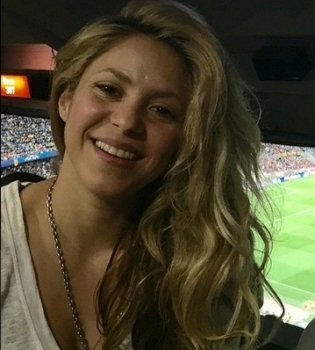 По стопам отца: сын Жерара Пике и Шакиры учится играть в футбол