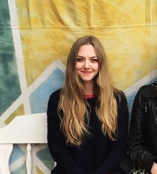 Прощай, длина: Аманда Сейфрид обескуражила публику короткой стрижкой