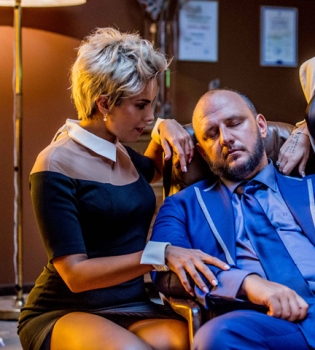 Настя Каменских с новой прической