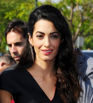 СМИ: Амаль Клуни станет телеведущей