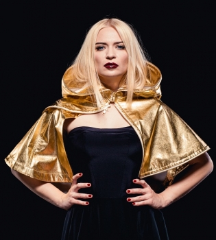 Alloise выпустила новую песню