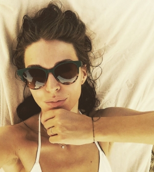 Агния Дитковските отдыхает с сыном