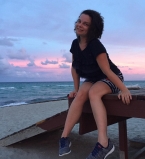 Наташа Королева показала подтянутый живот