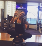 Настя Каменских в спортзале