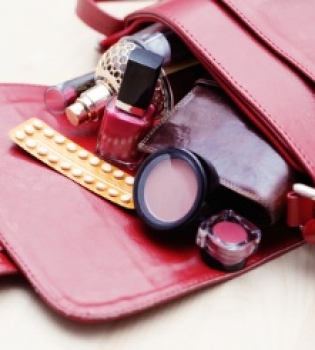 Косметичка современной девушки.