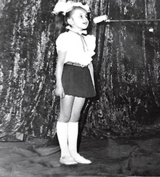 Какими звезды были в детстве