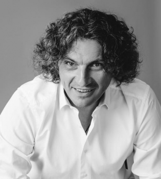 Кузьма Скрябин фото