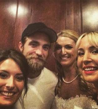 Неожиданный гость: Роберт Паттинсон посетил свадьбу поклонников