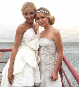 Татьяна Навка с дочкой