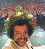 Филипп Киркоров с сыном и дочерью отдыхает на море